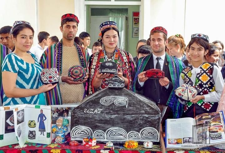 Begona video bilan ormonda jinsiy aloqa Yalangoch neko rasmlar