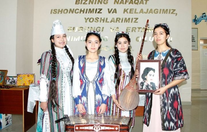 VIP porno yulduzlar video Xotinimni sikish rus porno video