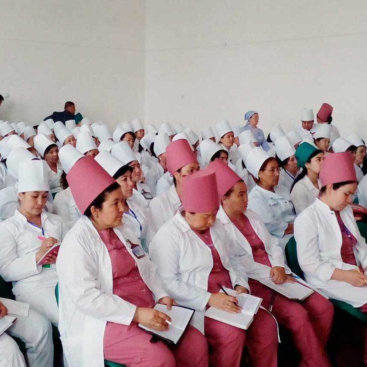 Xonanda Nyushaning yalangoch fotosuratlari Qaynona ichkariga kirmaslikni soraydi