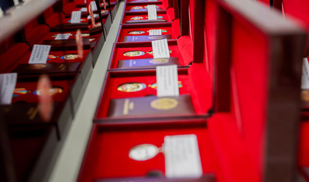 Қишлоқ хўжалиги ривожига ҳисса қўшган соҳа ходимлари мукофотланди