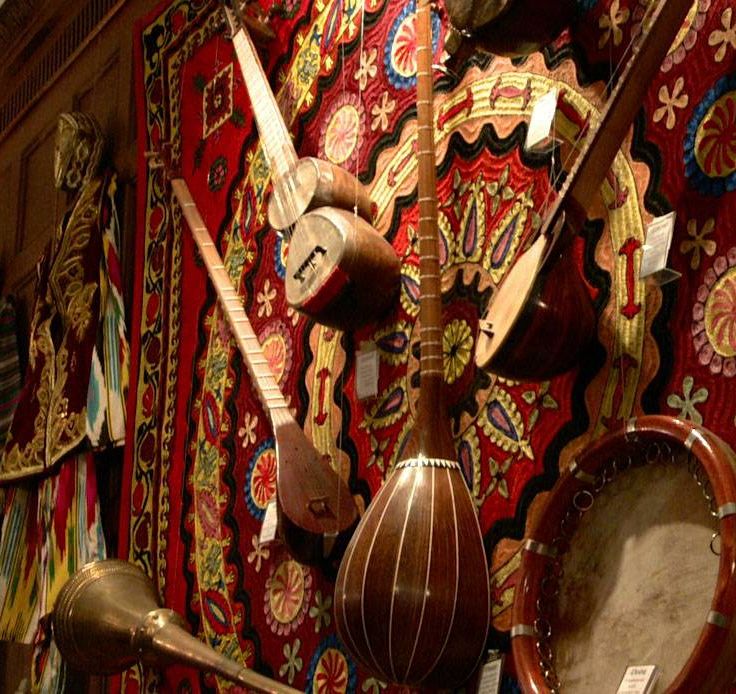 Uzbek musiqa. Маданият ва санъат. Узбекские музыкальные инструменты. Узбекские национальные инструменты. Традиционные узбекские музыкальные инструменты.