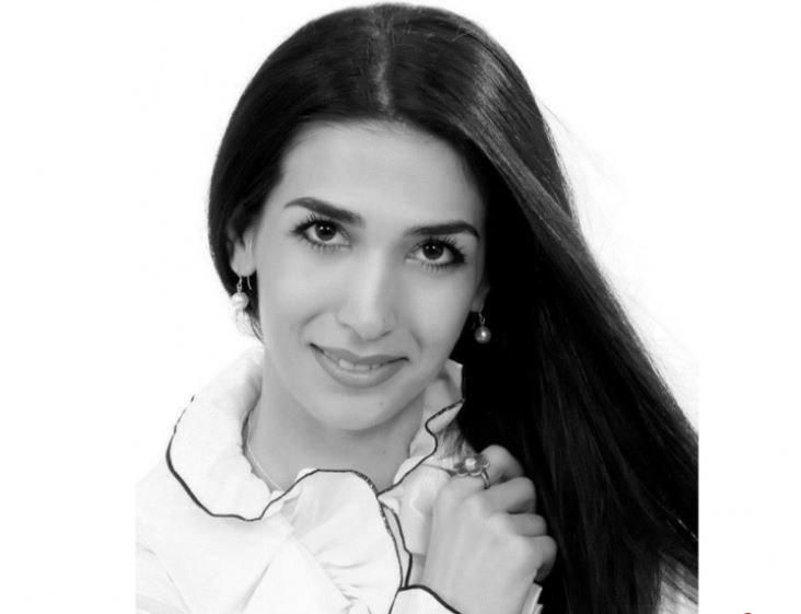 Qizlarning oq oqindi bilan kammingini onlayn tomosha qiling Homilador ayollar mushuklaridagi porno