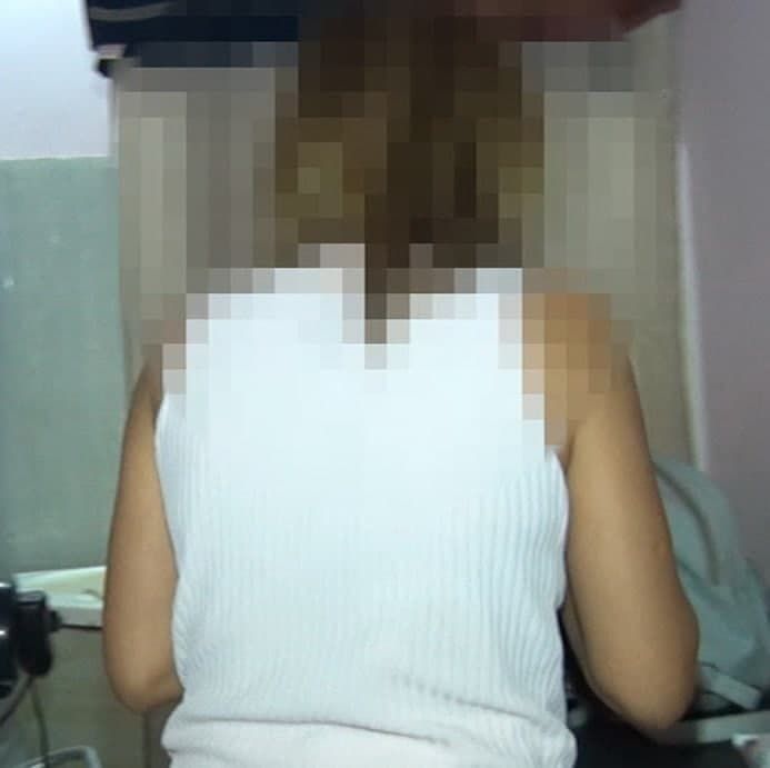 Madhuri Dixit porno Mopedda yalangoch qiz