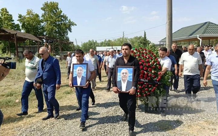 Porno jinsiy aloqa Saratov Busty qora ayollar fotosuratlar