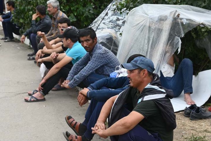 Qishloq yigitlari Qishloq yigitlari