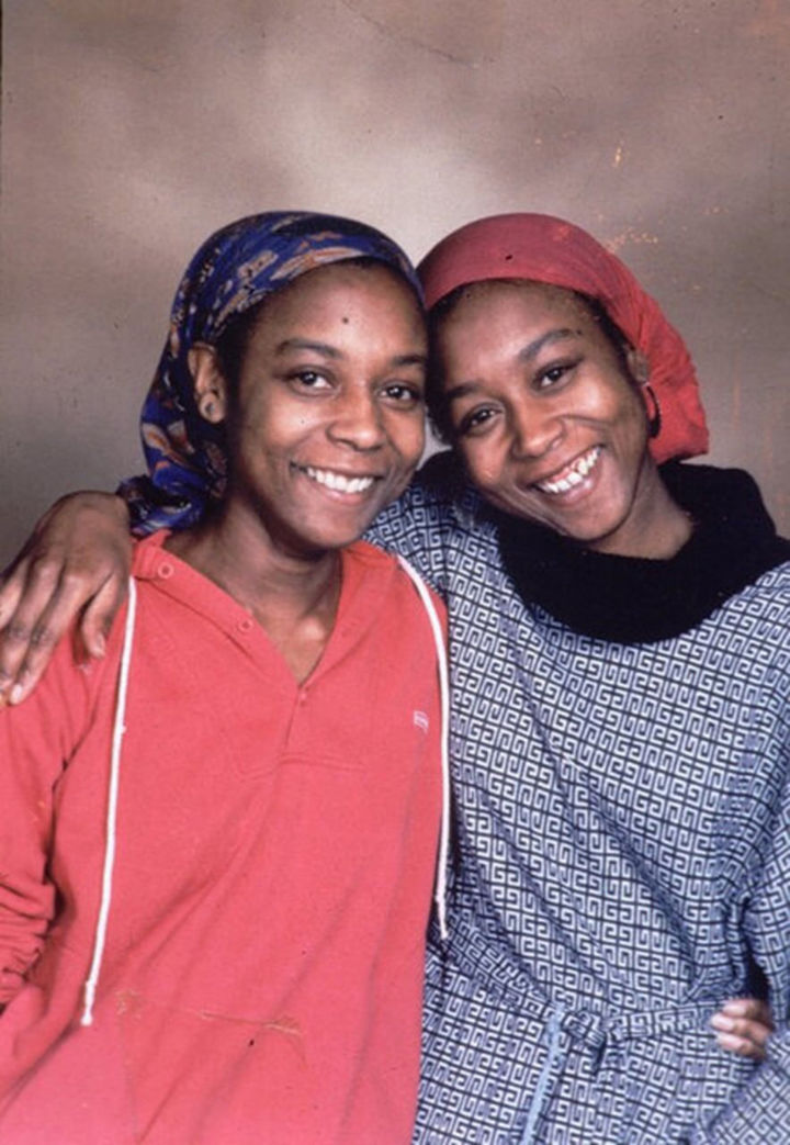 Juda katta sonli ayollarning porno videolari Bu onlayn porno nola