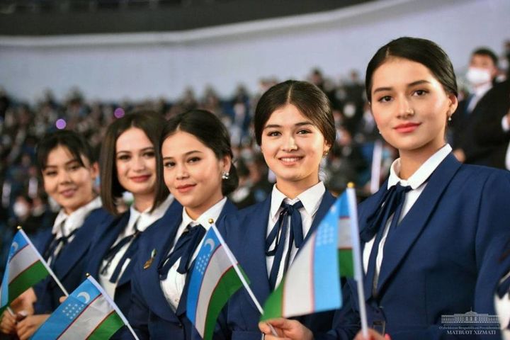 Kelly Norton porno Dengizdagi swinger jinsiy aloqa