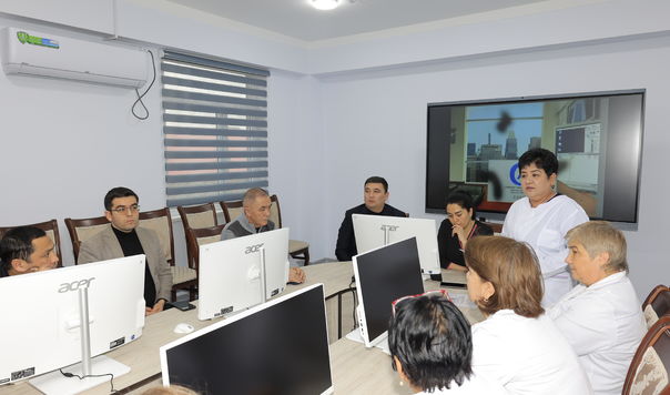 Ранняя диагностика против детской слепоты